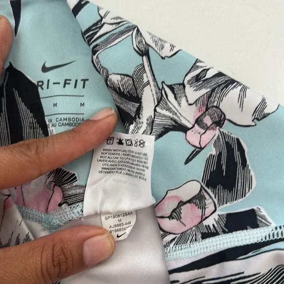 Nike Dri Fit Blue floral leggings Size M - Picture 12 of 16